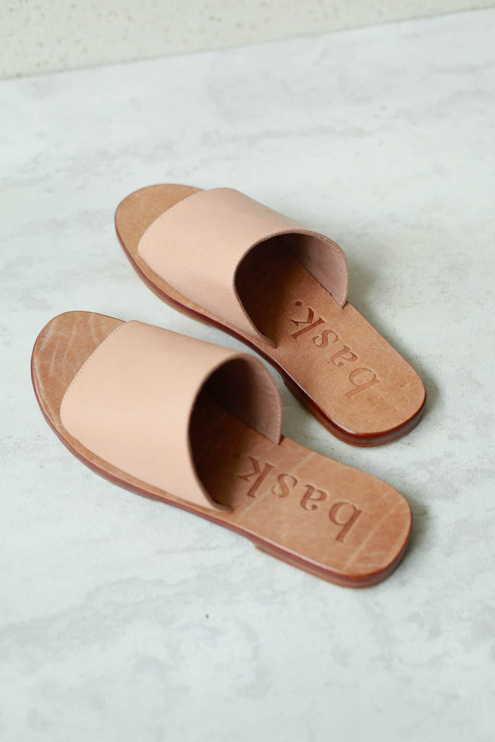 VENUS SLIDE SANDAL